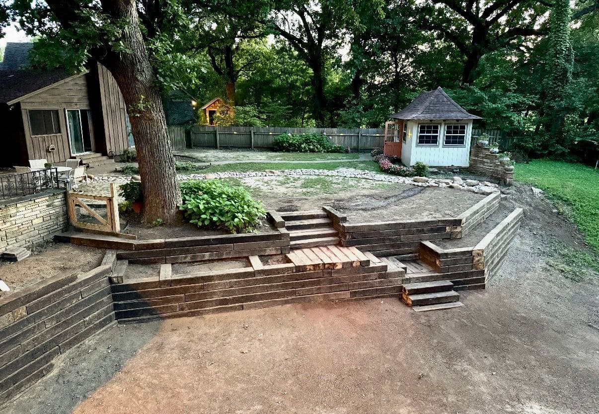 Gallery photos for Complete Overhaul with a New Retaining Wall: Image #2